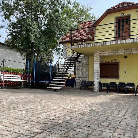 Edu Apartman Hajdúszoboszló Exterior foto