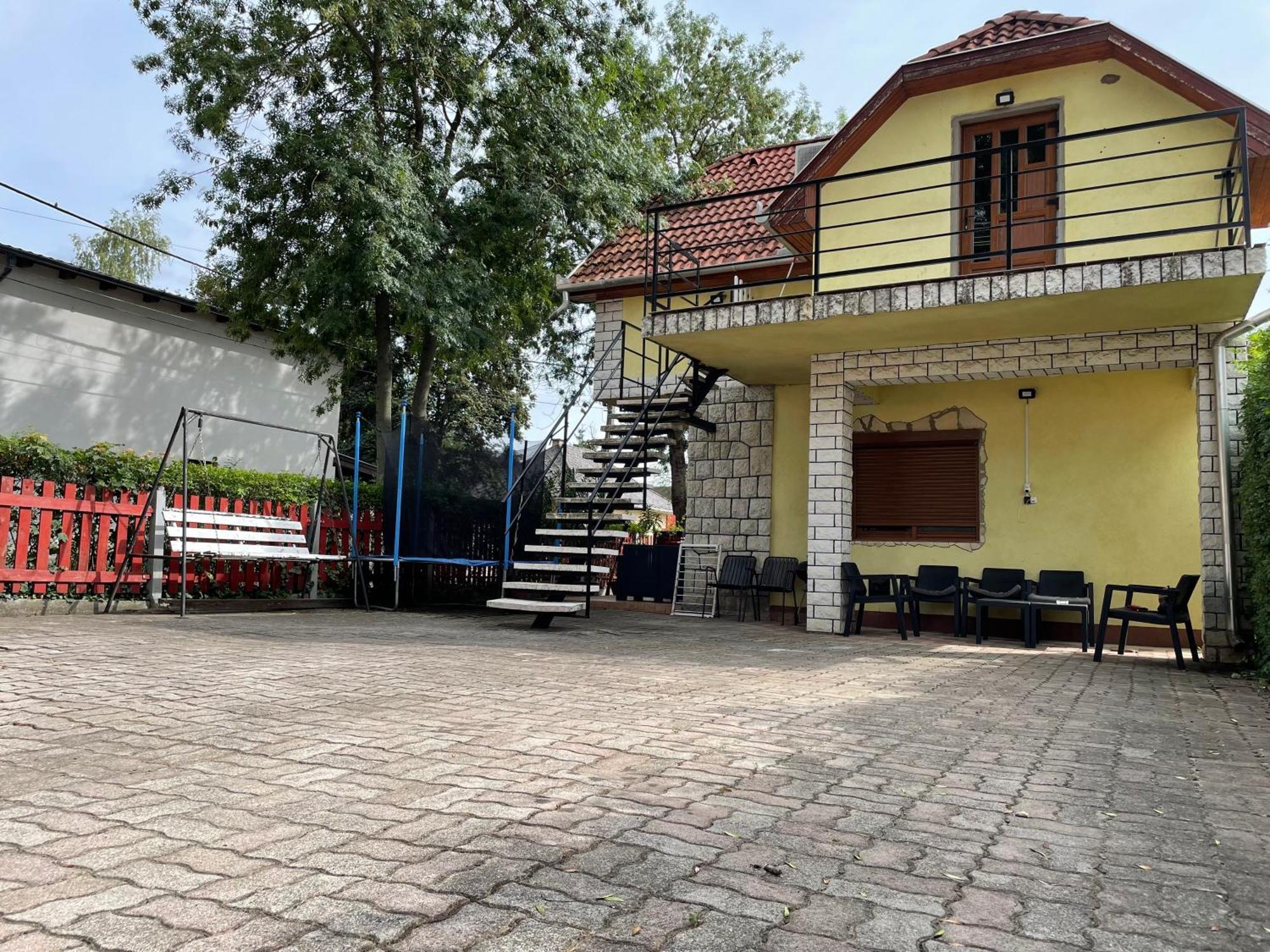 Edu Apartman Hajdúszoboszló Exterior foto